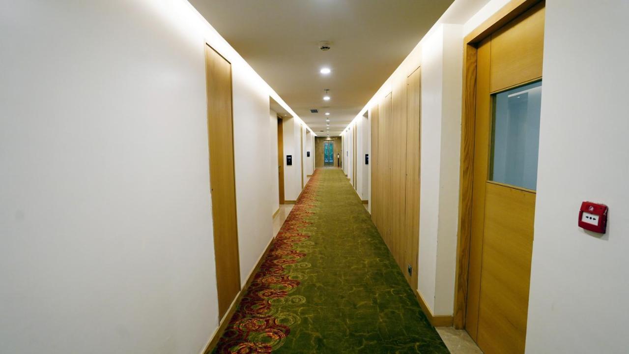 The Fern Residency Sarnath Hotel Varanasi Eksteriør billede